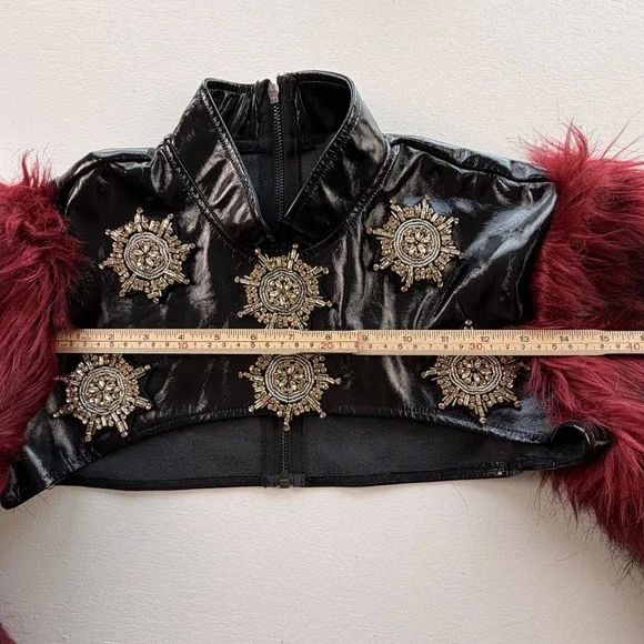Akira Bolero Wine, Coachella, Boho Glam, Faux Fur, Festival Statement, Size S - Picture 13 of 15